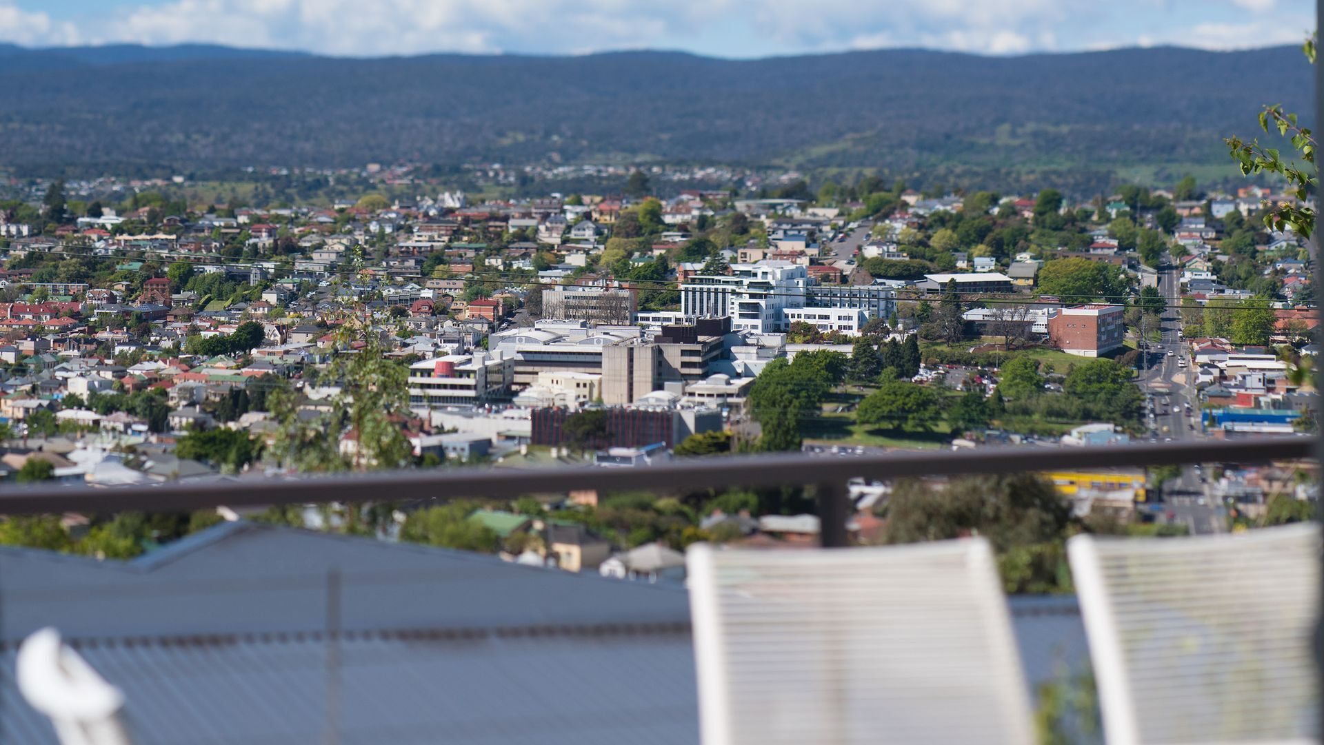 Launceston Views Townhouse #2 — image 27