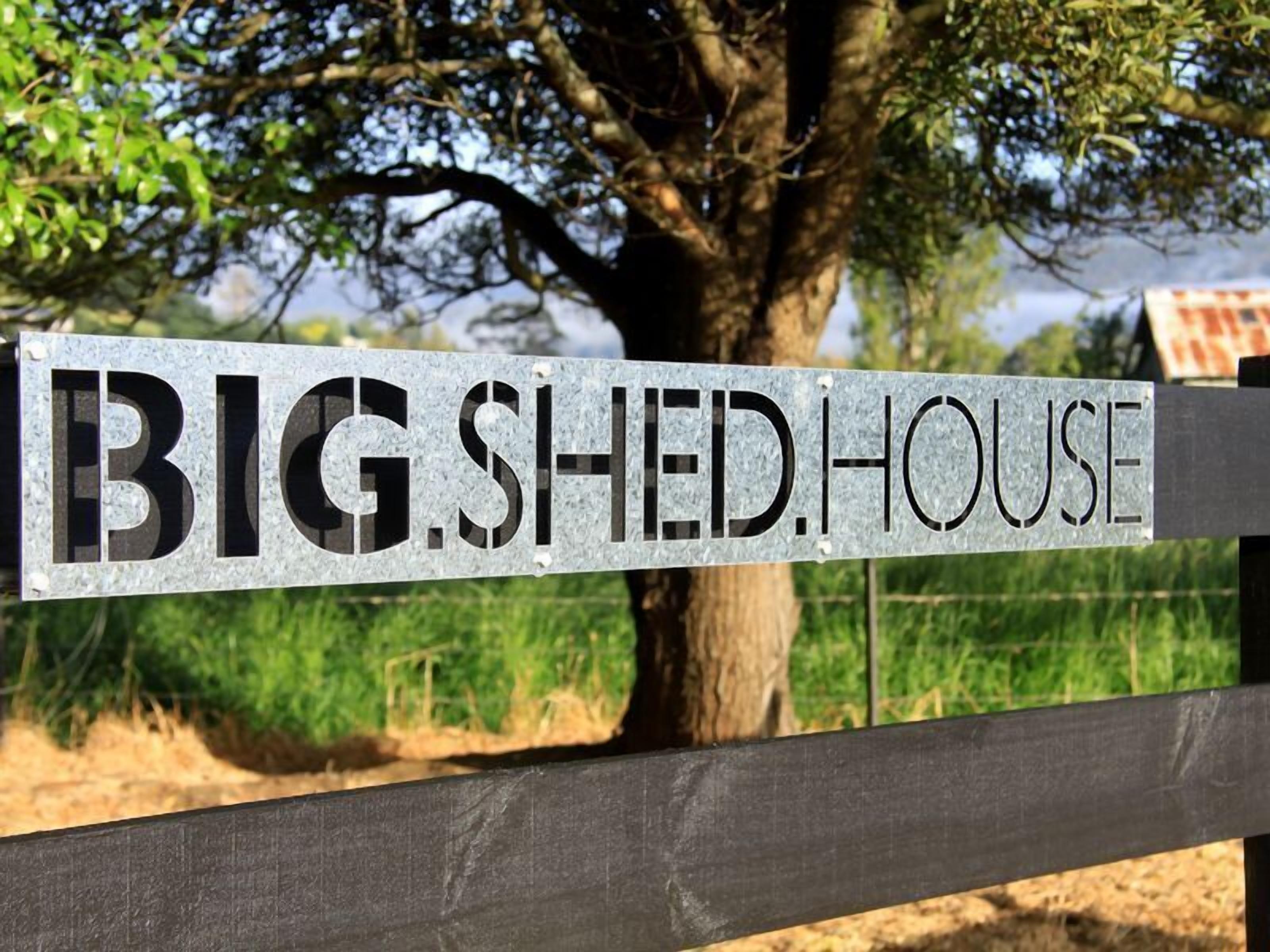 Boutique stay in old farm shed — image 4