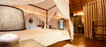 Yala Lake View Cabanas