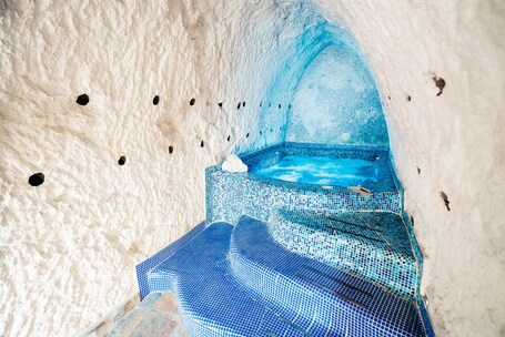 Bañera de hidromasaje interior