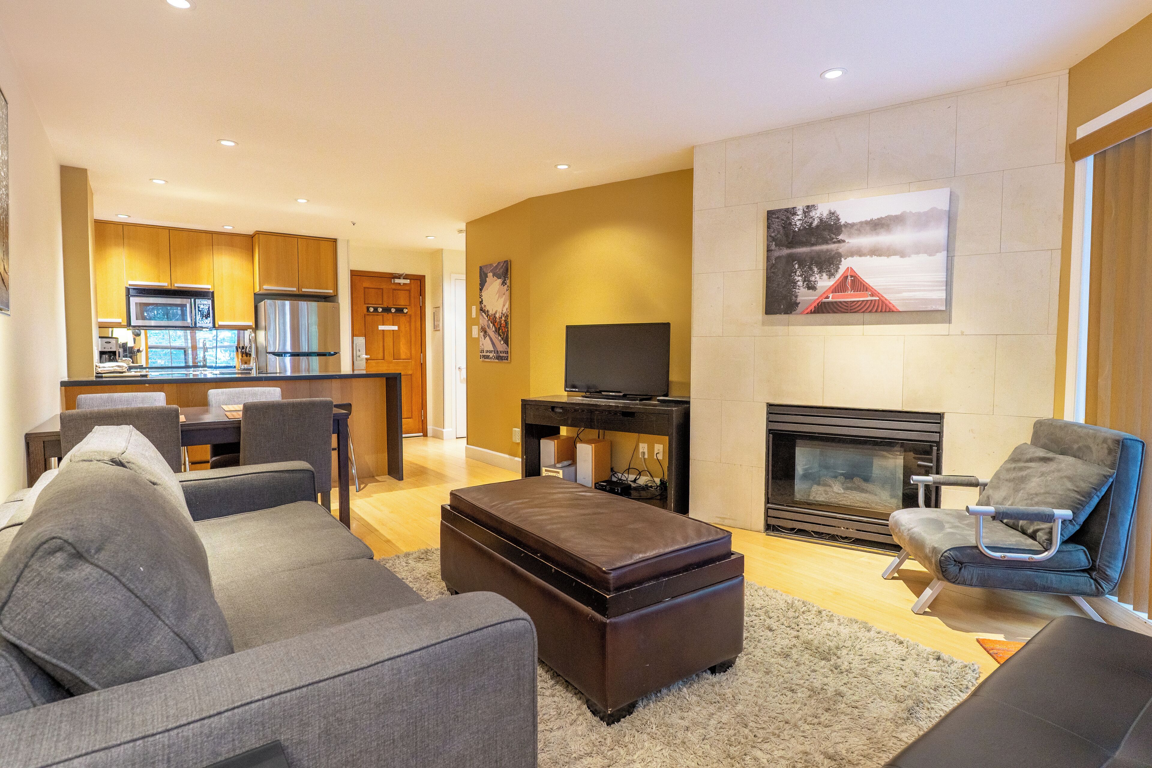 TV, peis og DVD-spiller