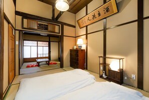 Townhouse Tradisional, 4 kamar tidur, Bebas Asap Rokok, pemandangan kota | Fasilitas kamar