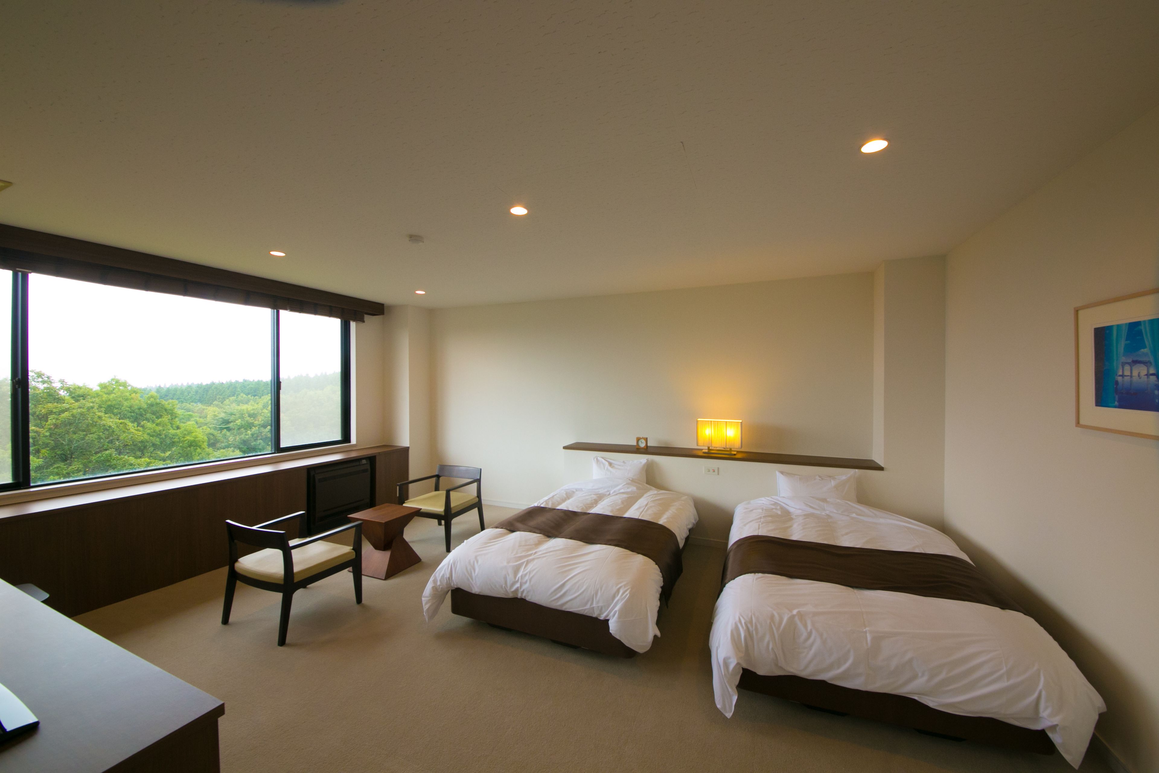 standard twin room | in-room safe, desk, iron/ironing board, free wifi