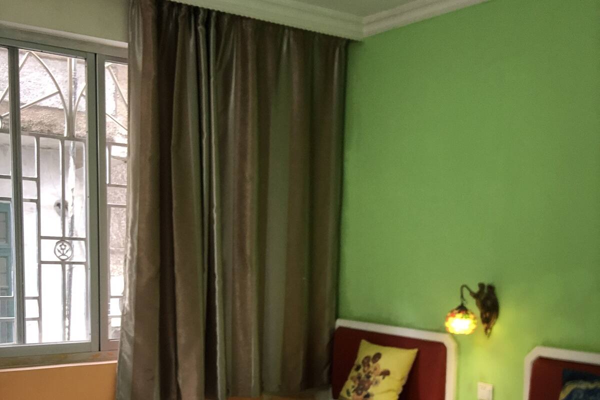 Triple Room | Langsir/tirai gelap terus, kalis bunyi, Wi-fi percuma