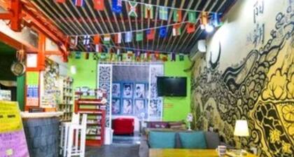 How Flower Hostel Yangshuo