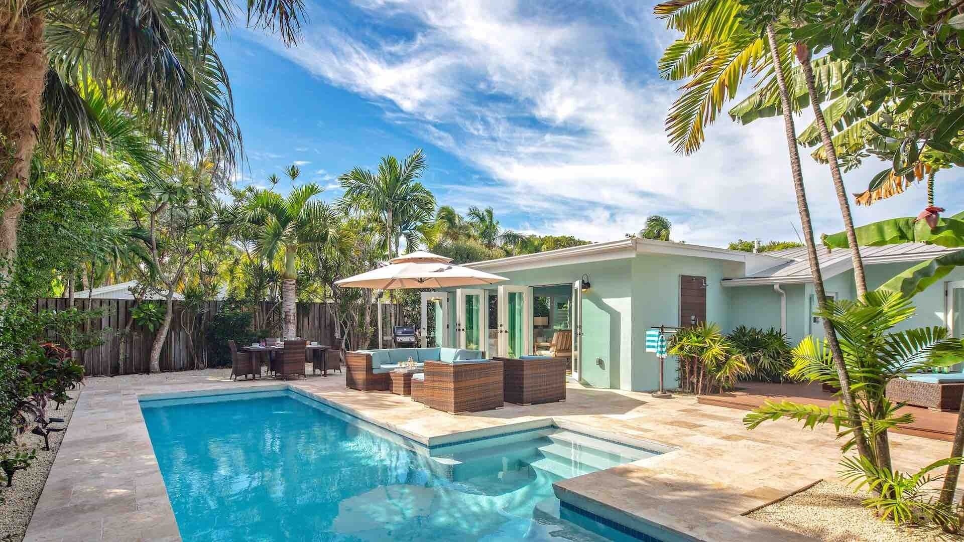 **BIRD of PARADISE** Elegant Home & Pool + LAST KEY SERVICES…