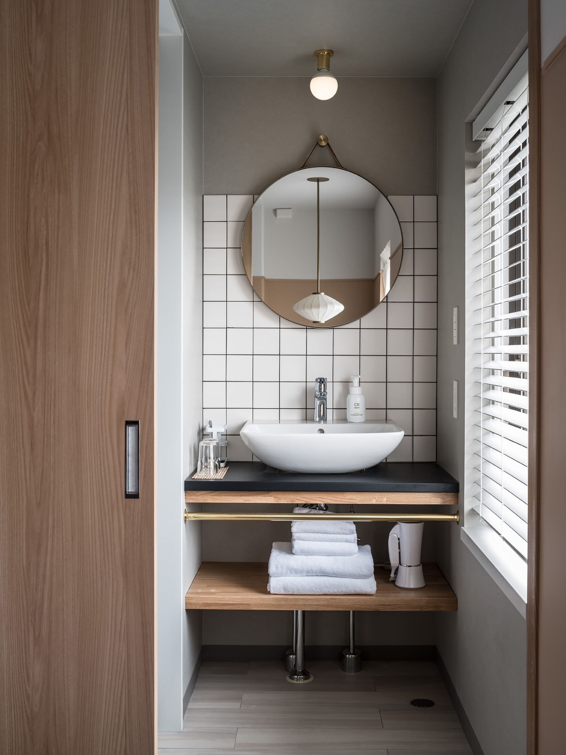 standard twin | iron/ironing board, free wifi, bed sheets