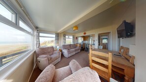 TV - C39 Avalon, Riviere Towans (Hayle)