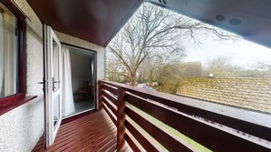 Property grounds - 09 Trevithick Court, Tolroy Manor (Hayle)