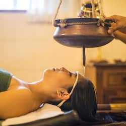 Massages des tissus profonds, soins du visage, soins ayurvédiques