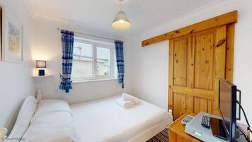 1 camera, ferro/asse da stiro, accesso a Internet, lenzuola