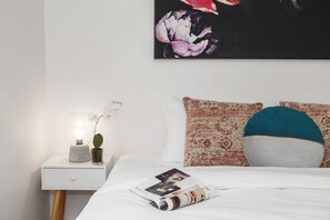 Apartment, 2 Bedrooms | 2 bedrooms, desk, iron/ironing board, free WiFi