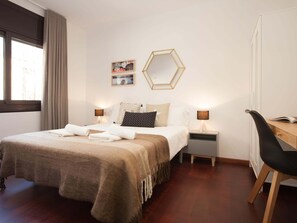 2 habitaciones, tabla de planchar con plancha y internet gratis 