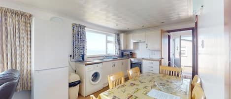 ثلاجة، ميكروويف، فرن