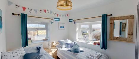 2 makuuhuonetta, silitysrauta/-lauta, internet, vuodevaatteet