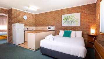 Family Apartment, 1 Bedroom | Private kitchen | Fridge, microwave, stovetop, coffee/tea maker
