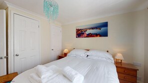 1 bedroom, iron/ironing board, Internet, bed sheets