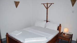 Deluxe Double Room, Ocean View | 1 bedroom, in-room safe, iron/ironing board - Zanzibar Hostel (Zanzibar Town)