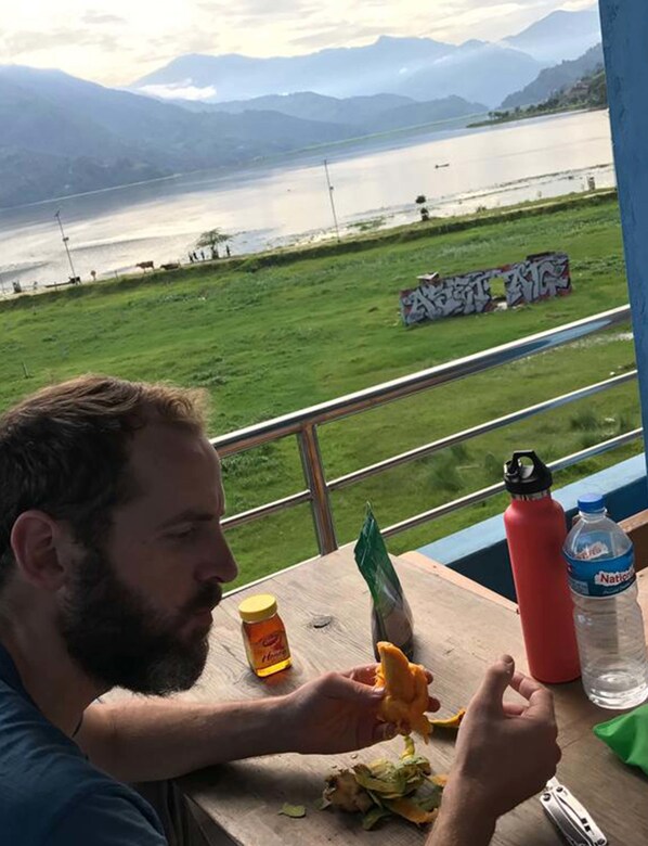 الطعام والشراب