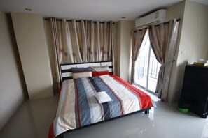 Standard Double Room | Blackout curtains, free WiFi