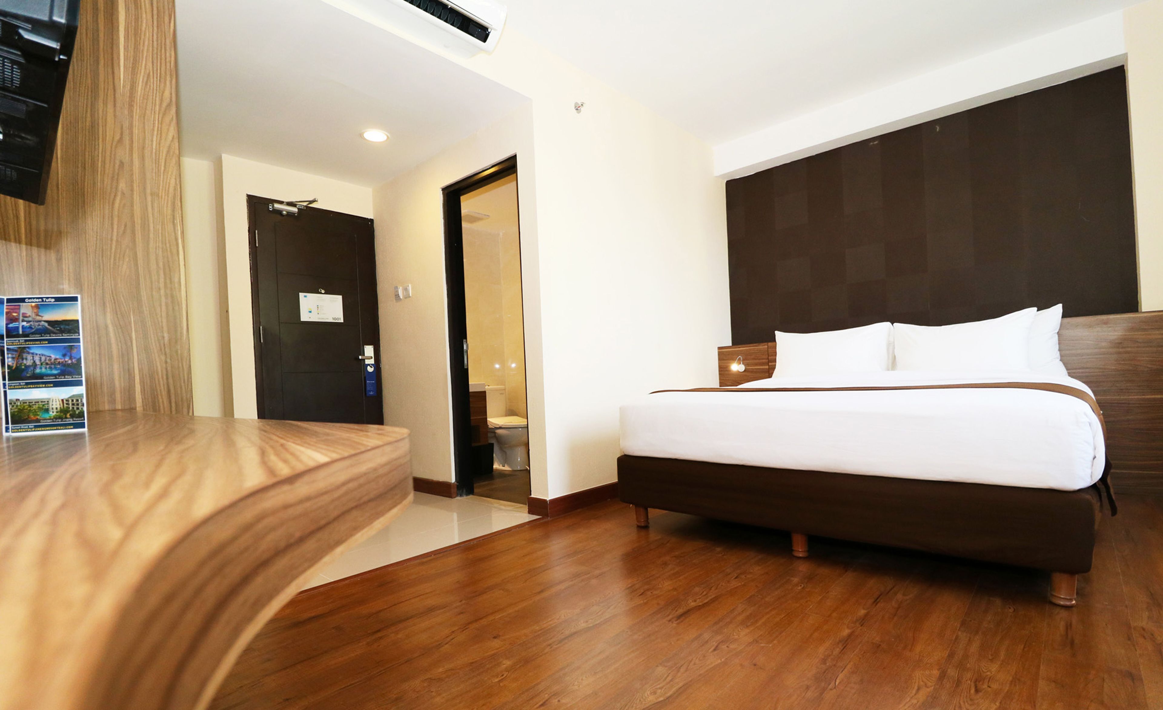 Ropa de cama de alta calidad, minibar, escritorio y wifi gratis