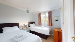 3 Schlafzimmer, Bügeleisen/Bügelbrett, Internetzugang, Bettwäsche