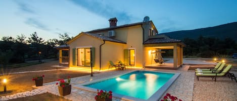Piscina all'aperto