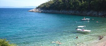 Spacious Family Villa in Istra with Pool, Mountain Views, Pet-Friendly