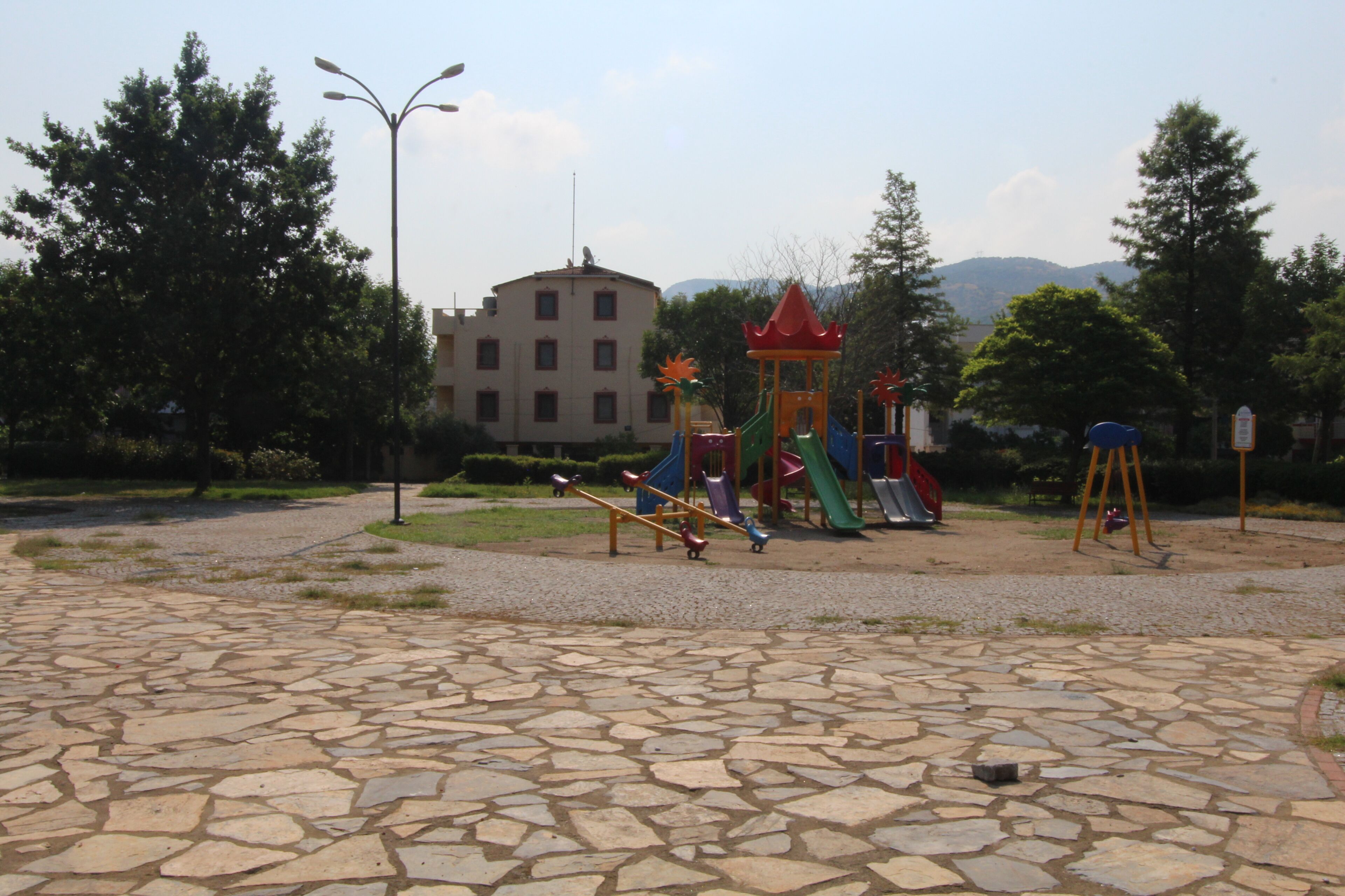 children’s play area – outdoor