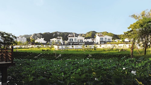 더  브라이트 에코 호텔 얀타이