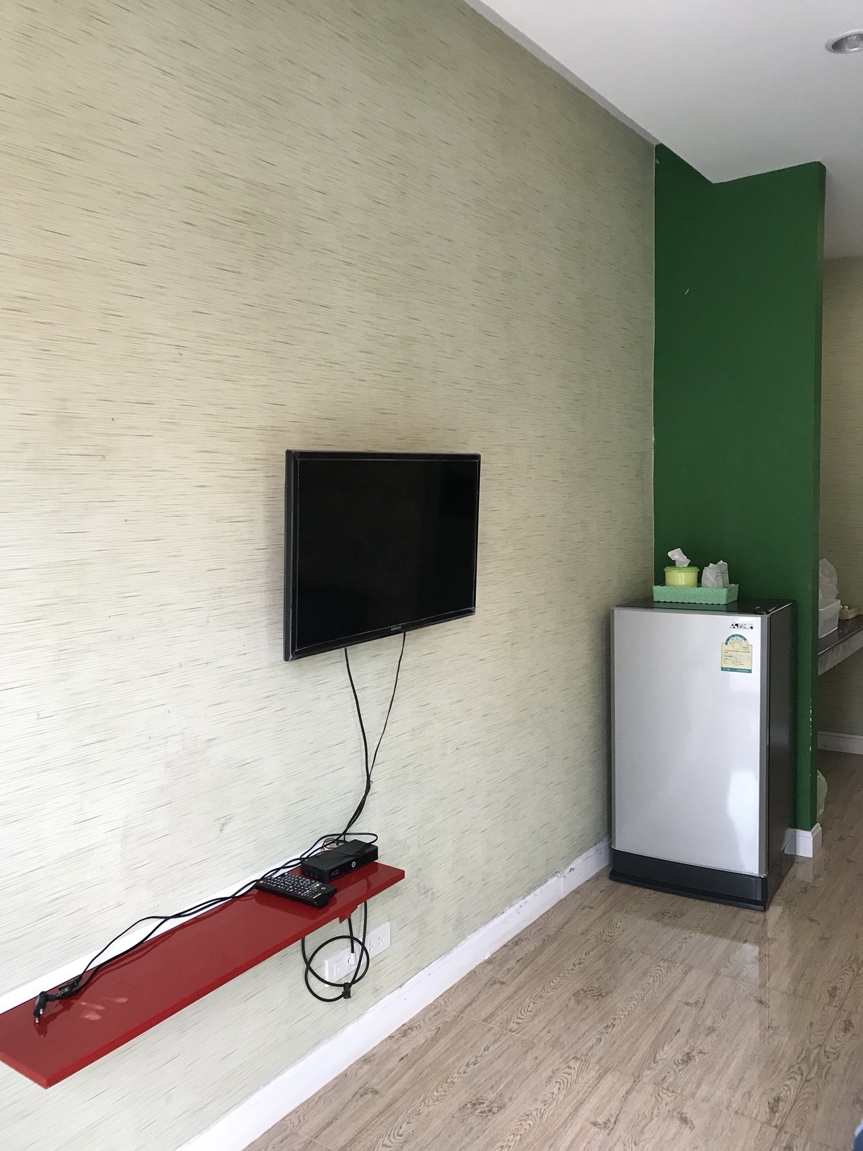 standard room | room amenity