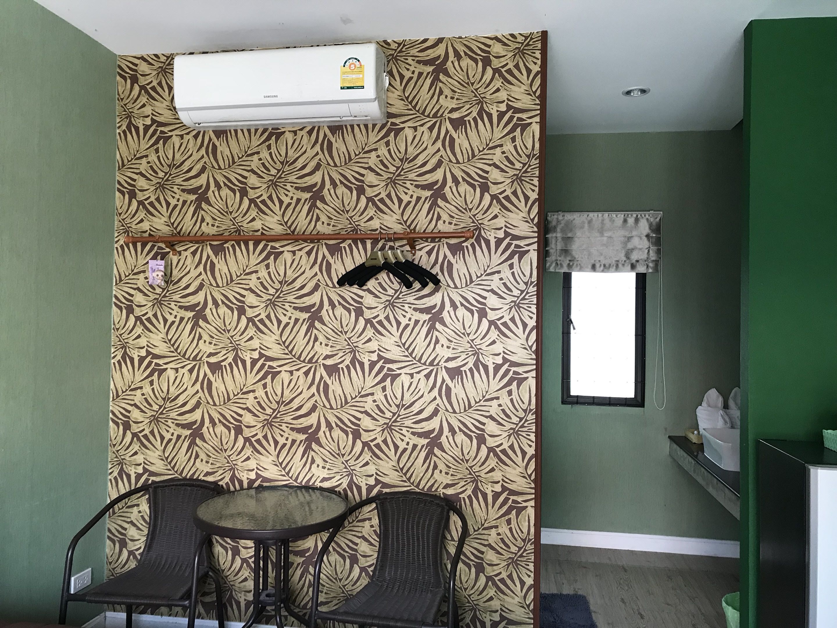 standard room | room amenity