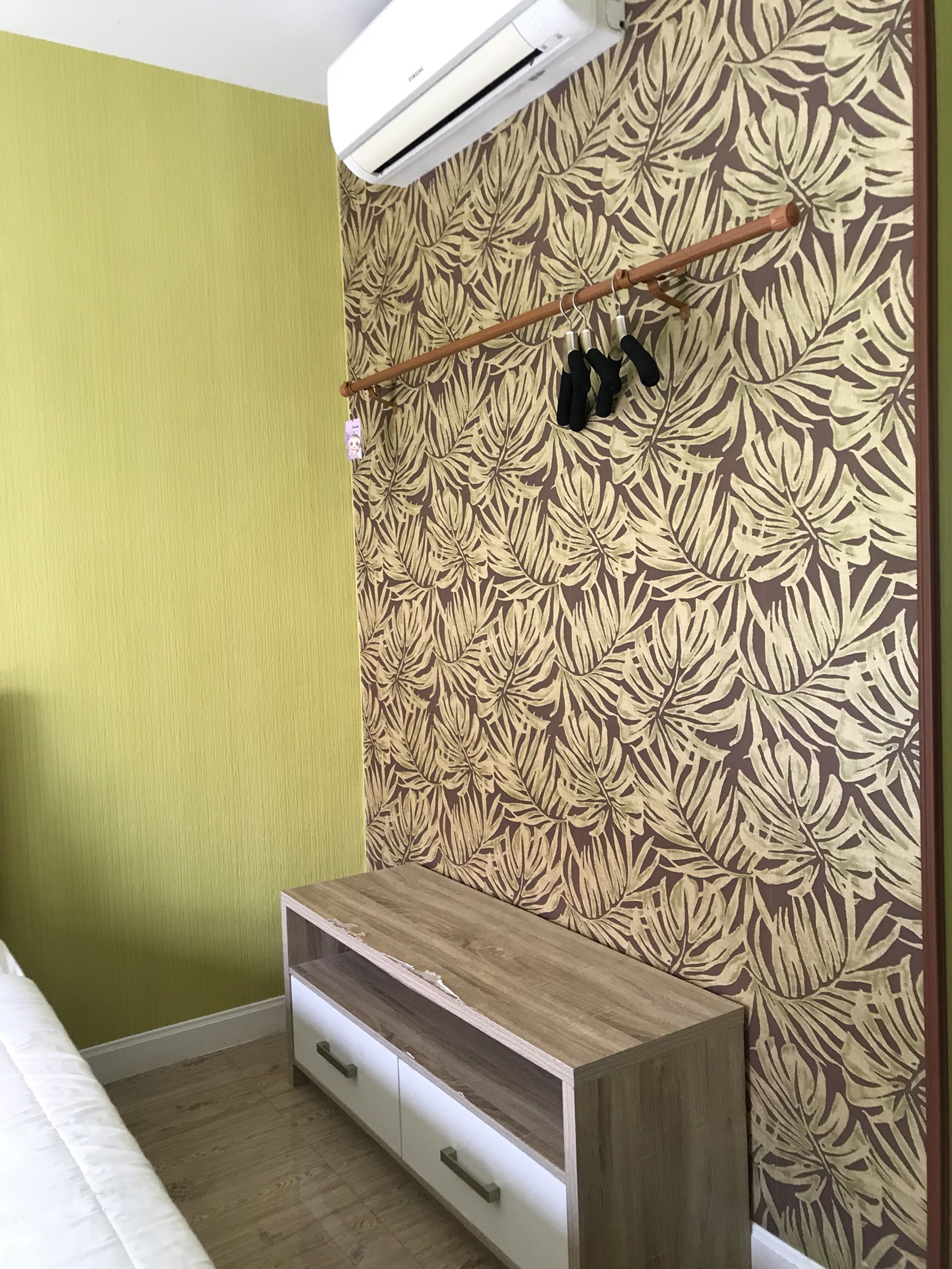 standard room | room amenity