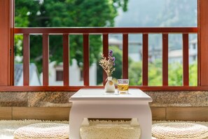 Double Room, Mountain View | Balcony