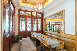 Sala de estar en el lobby