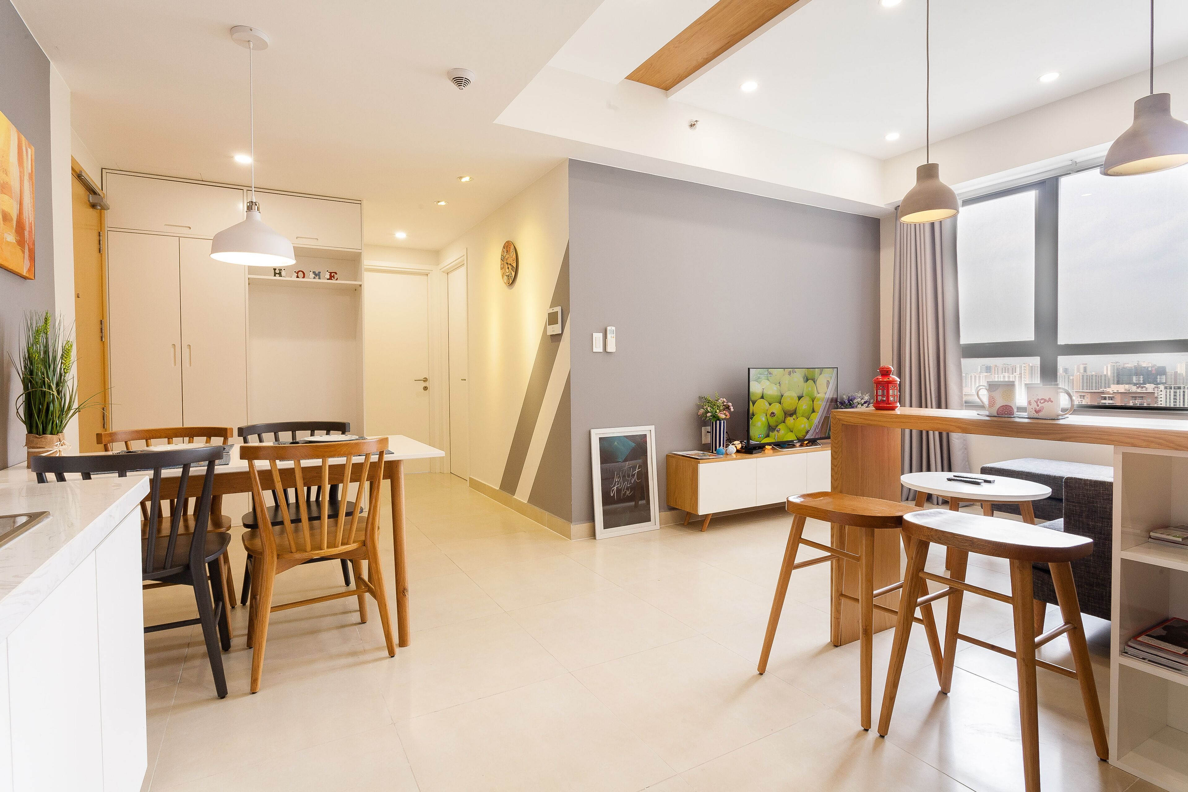 lucyhome smart apartment with city view | living room | lcd tv