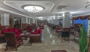 Lobby sitting area - Hedef Beyt Hotel Resort & Spa (Selçuk)