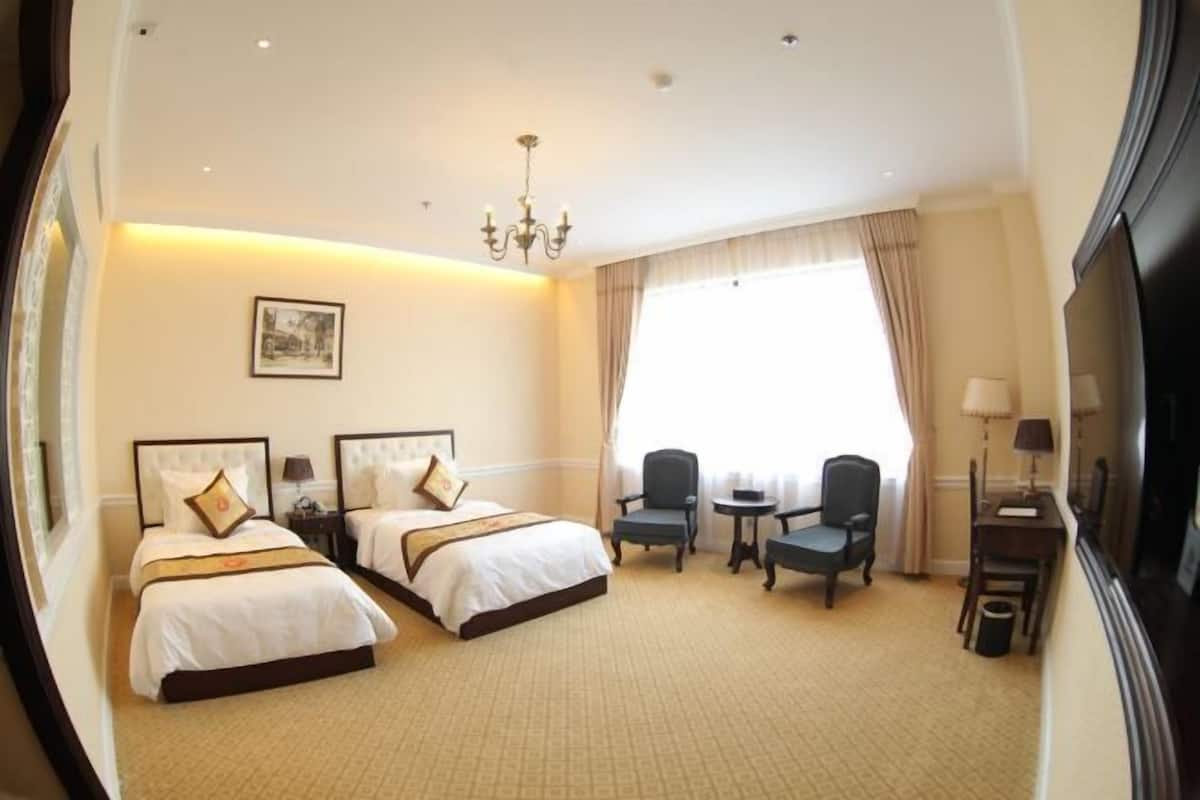 Minibar, in-room safe, desk, soundproofing