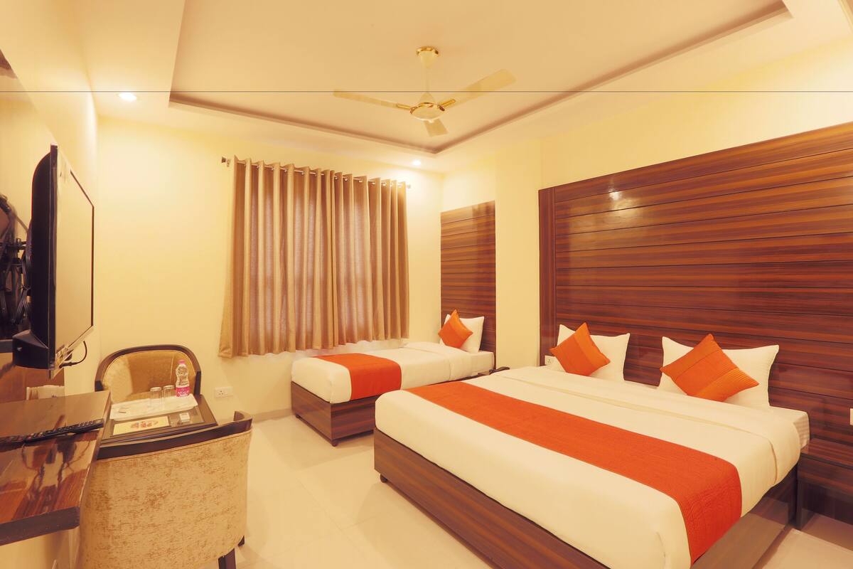 Premium bedding, minibar, in-room safe, desk
