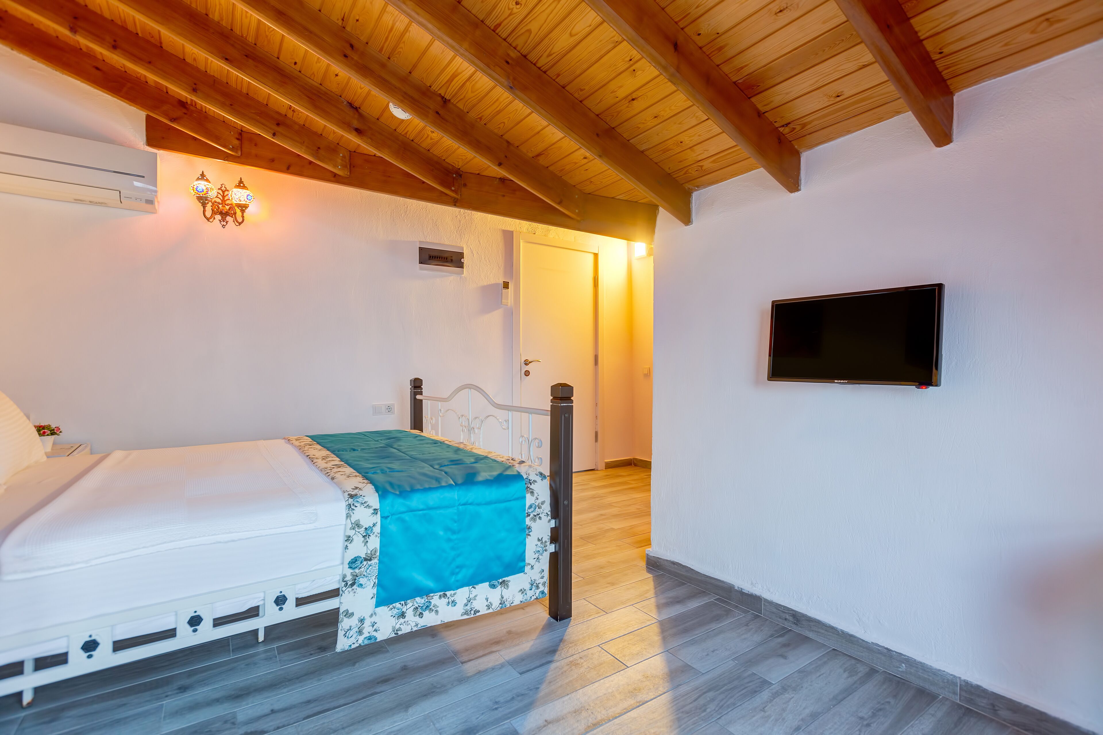 penthouse, sea view | free wifi