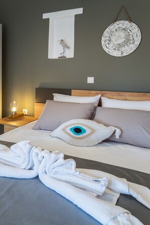 Villa - 2 soveværelser - privat pool - havudsigt (Galatea) | Premium-sengetøj, pengeskab på værelset, individuel indretning