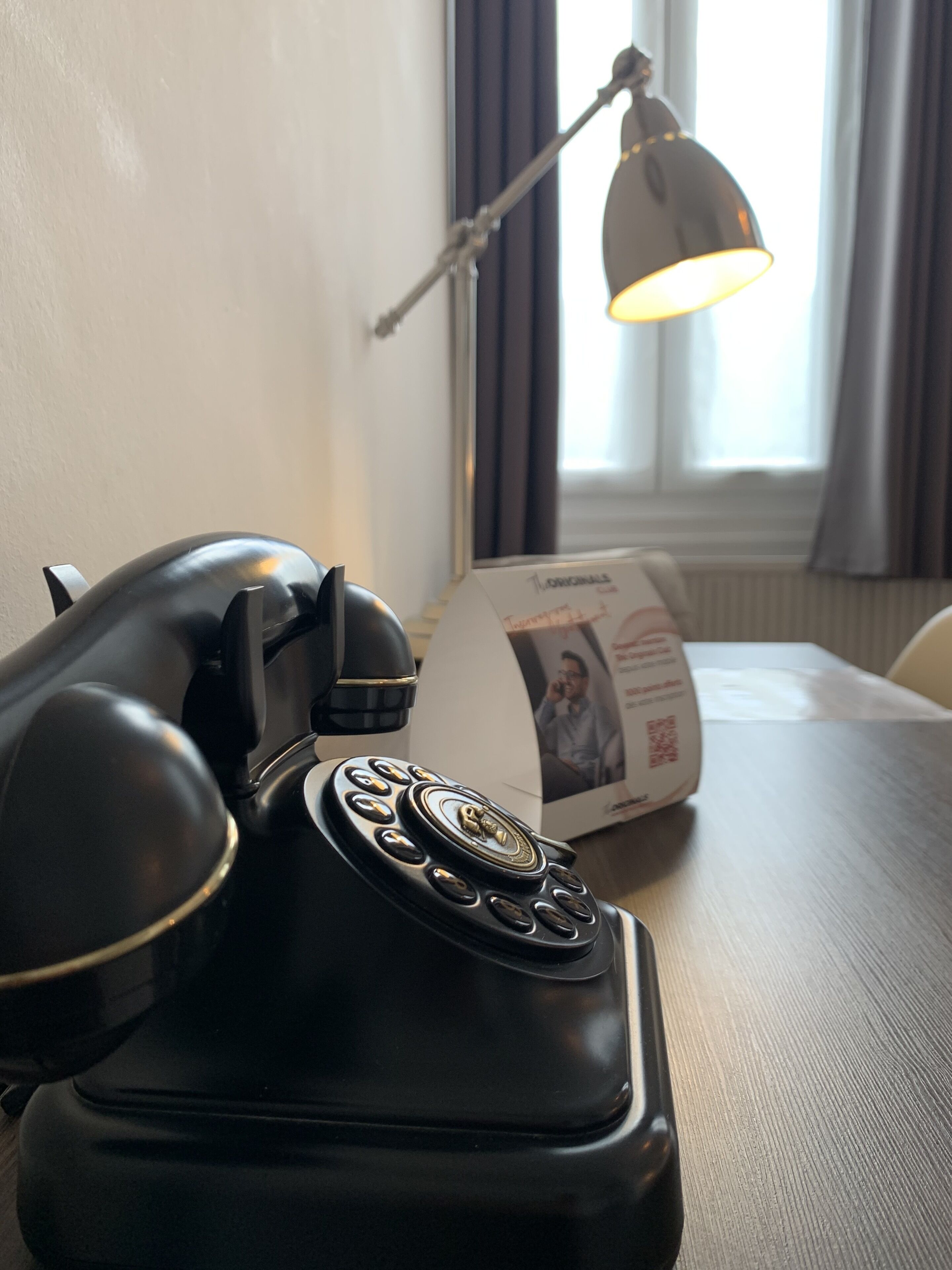 classic double room | premium bedding, individually decorated, individually furnished, desk