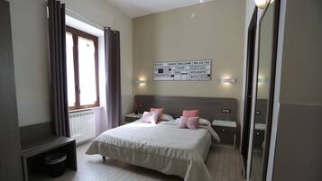 Classic Double Room | Pillowtop beds, minibar, individually decorated, desk