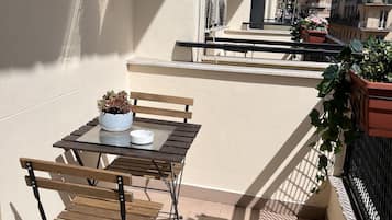 Klassieke tweepersoonskamer, balkon | Terras