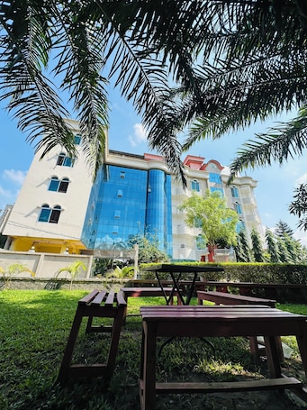 Children's play area - outdoor