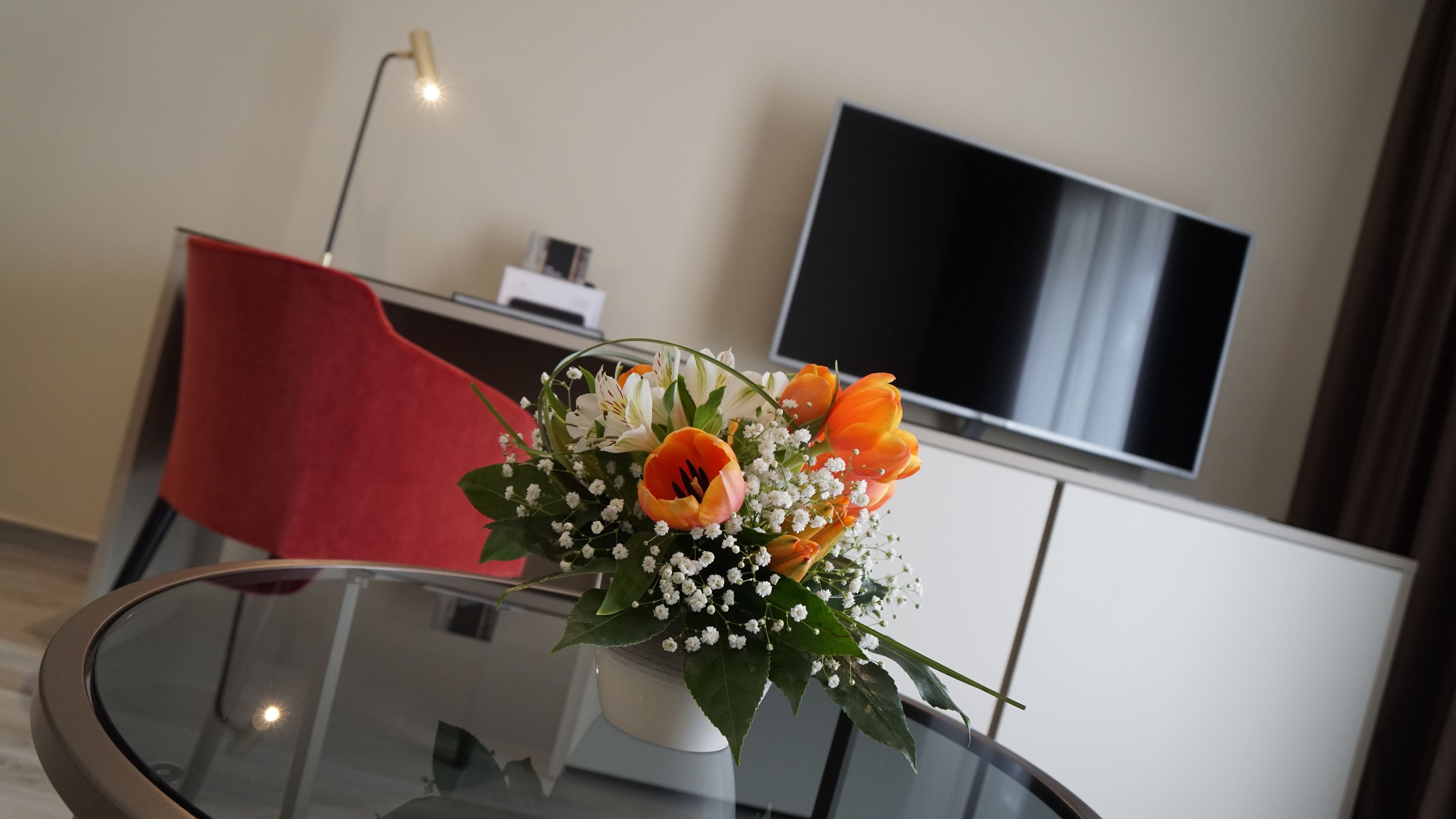 1 bedroom, premium bedding, minibar, in-room safe