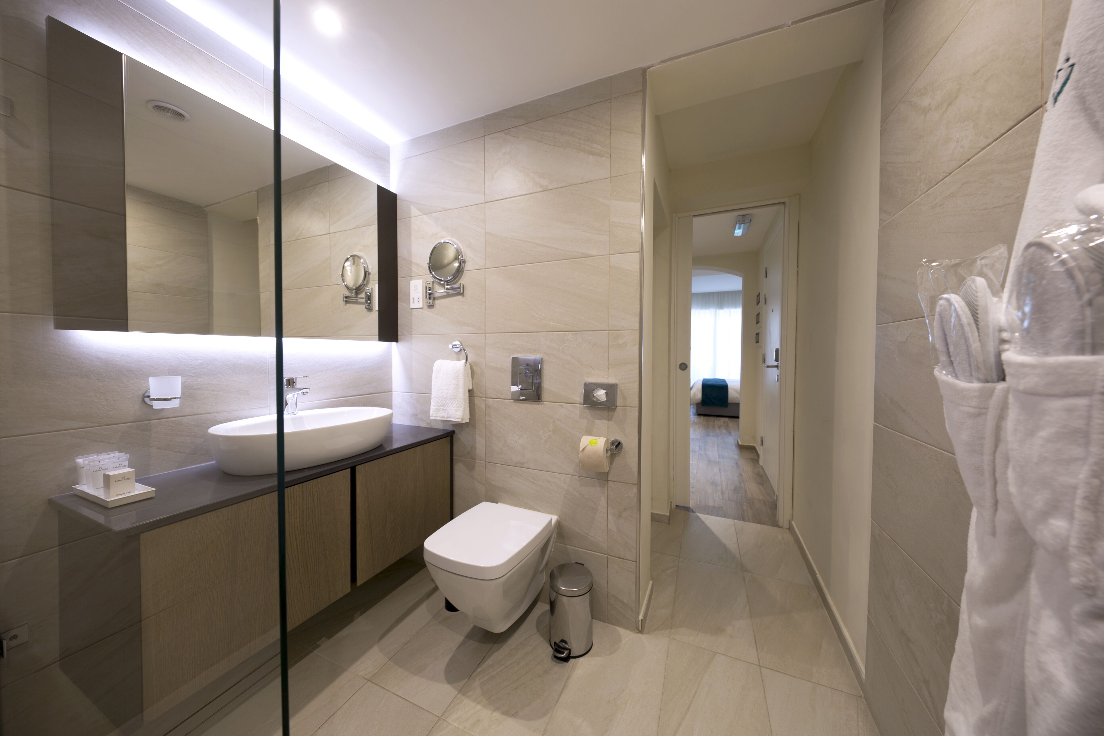 superior room, valley view | bathroom | free toiletries, hair dryer, bathrobes, slippers