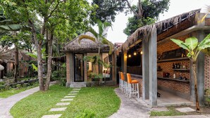 Unclassified image, 4 of 49, button - Maison Gen Angkor (Siem Reap)