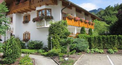 Hotel Alpspitz B&B
