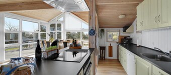 Cozy home in Hadsund with sauna